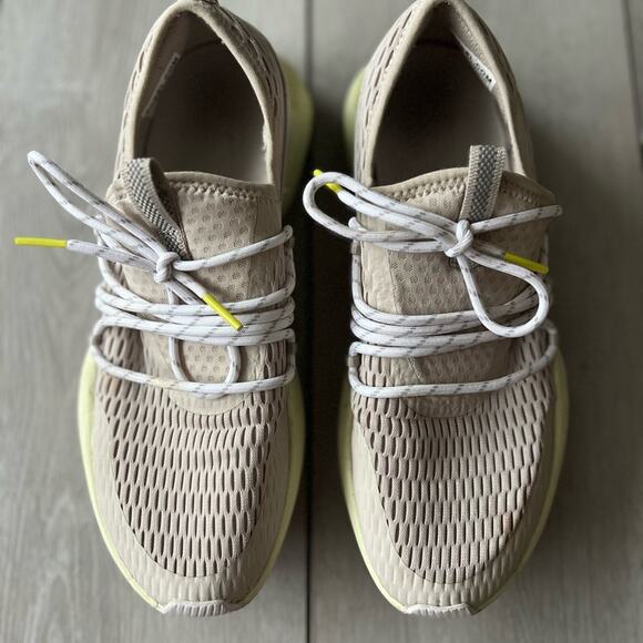 Sorel Kinetic Impact Sneaker women's 8.5 yellow khaki combo - Picture 7 of 9